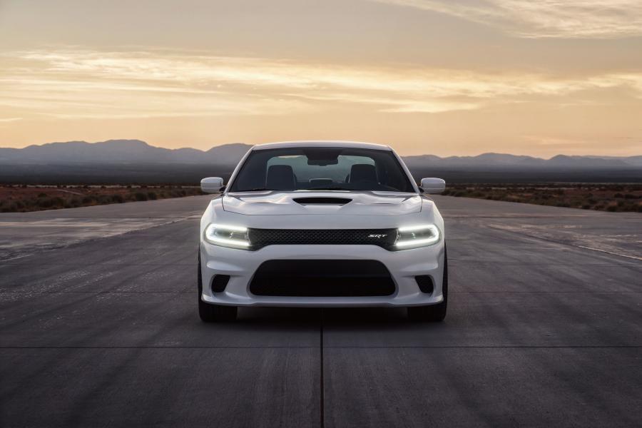  Dodge Charger SRT Hellcat 2015 года  (фото 39 из 111)